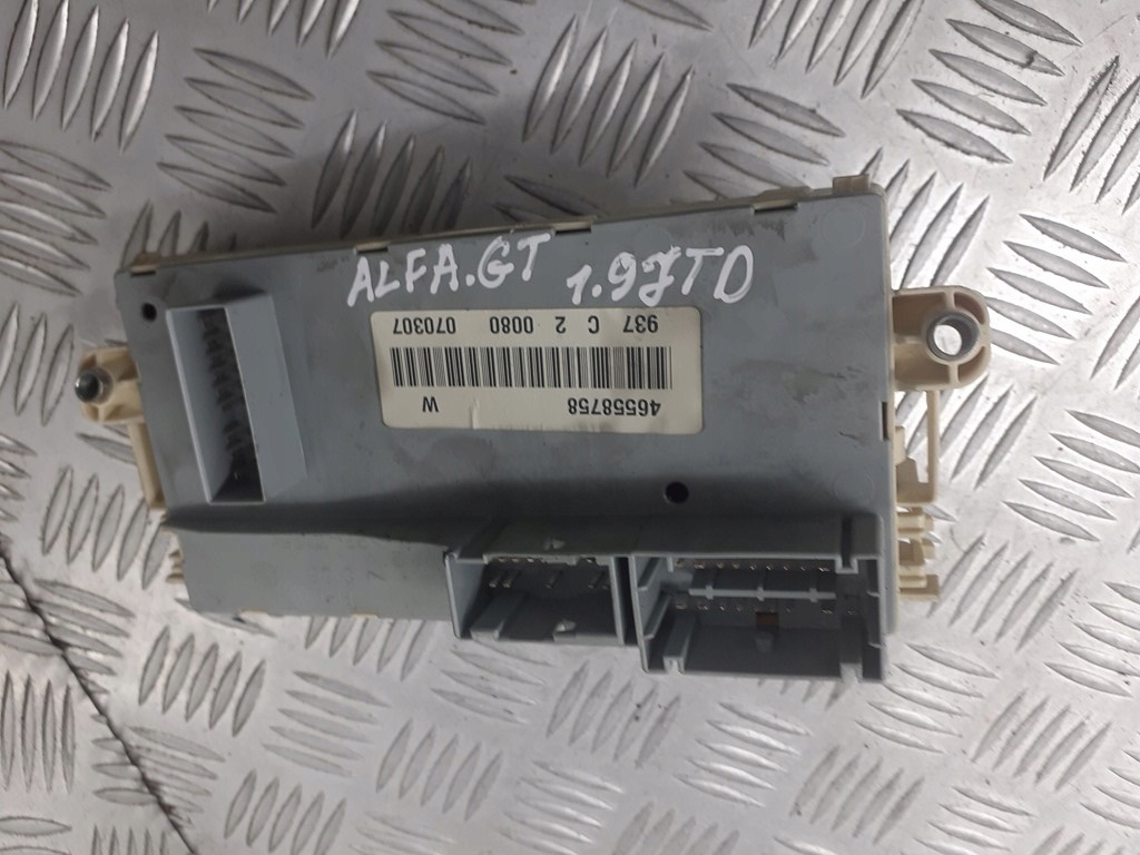 фото №3, Коробка предохранителей alfa romeo gt 1.9 jtd 46558758