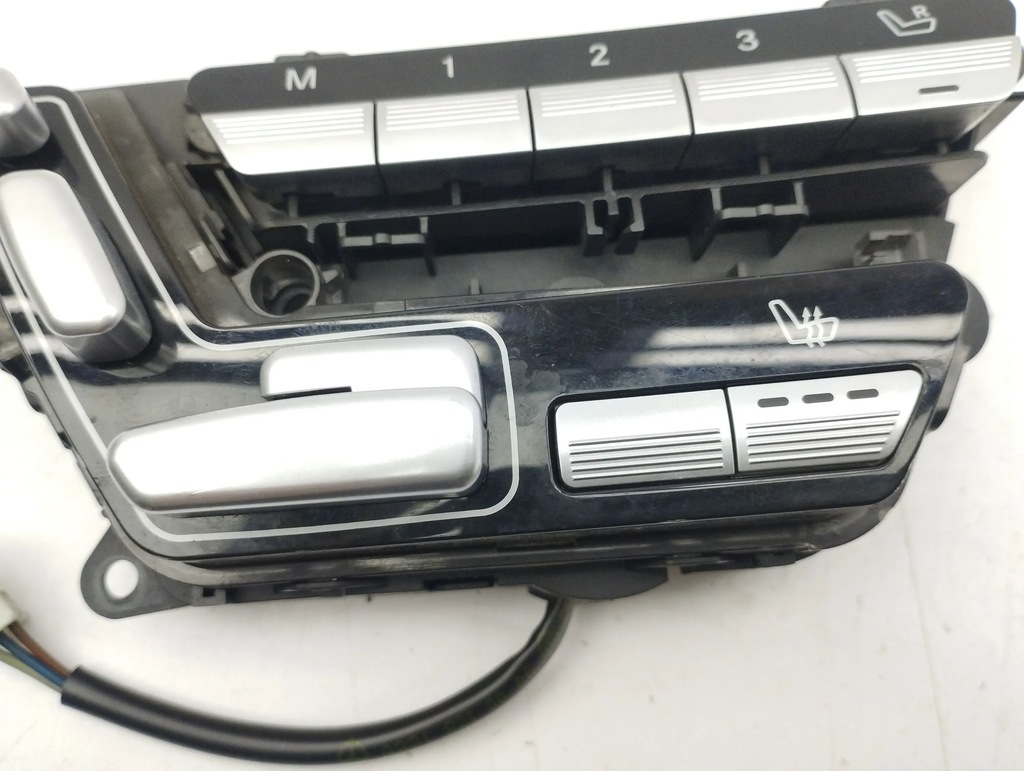 фото №10, Mercedes-benz s w221 2007 перед сторона левая кнопки управление сиденье