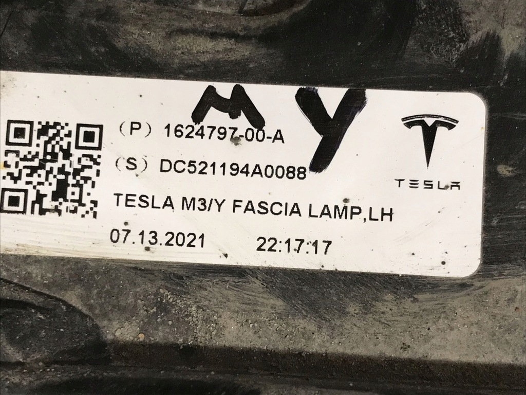фото №9, Tesla model y противотуманная фара левый led 1624797-00-a