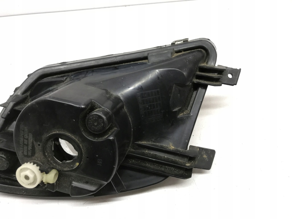 Лампа протитуманна перед права peugeot 308 408 308cc 308sw 9670528280 Ціна