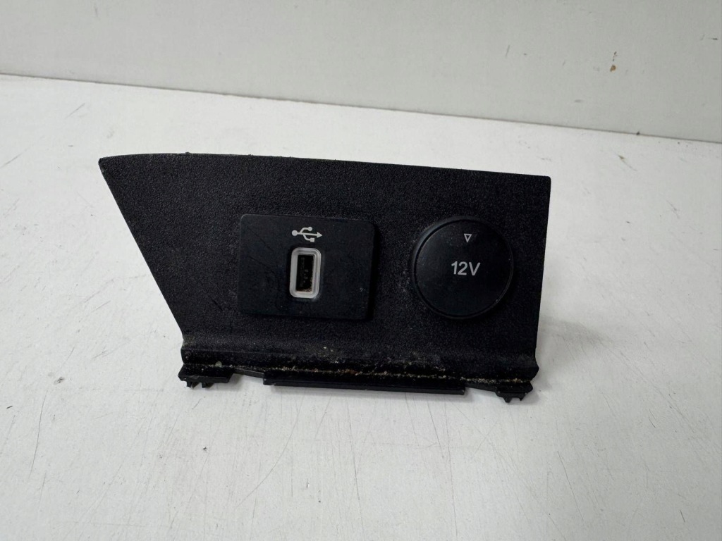 Купить Ford transit custom разъём usb jk2t-14f014-aa