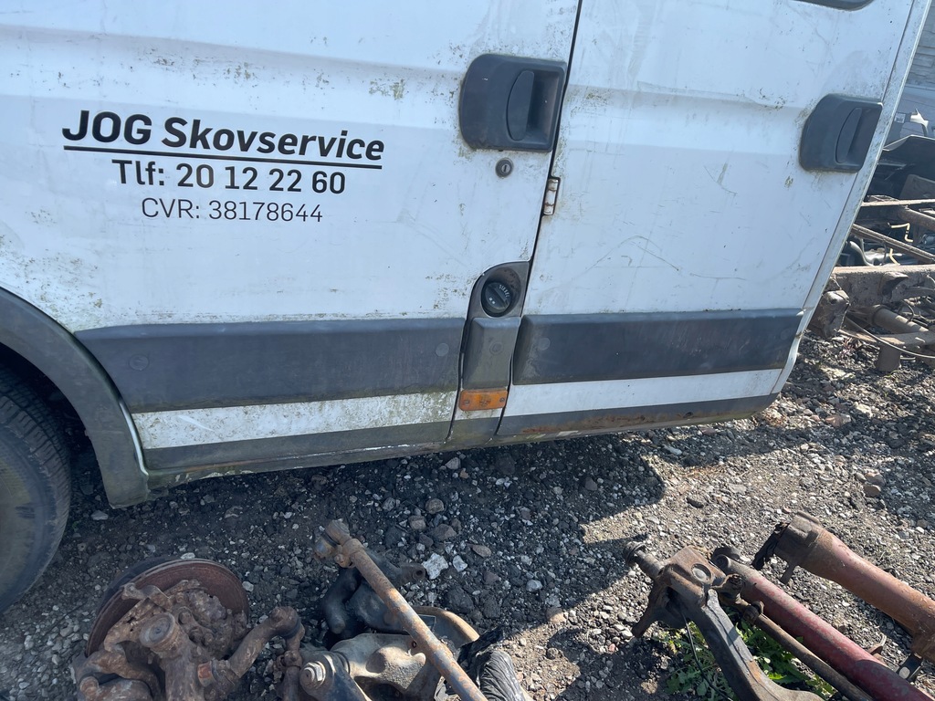 фото №4, Чверть iveco daily dubel doka підніжка поріг bok