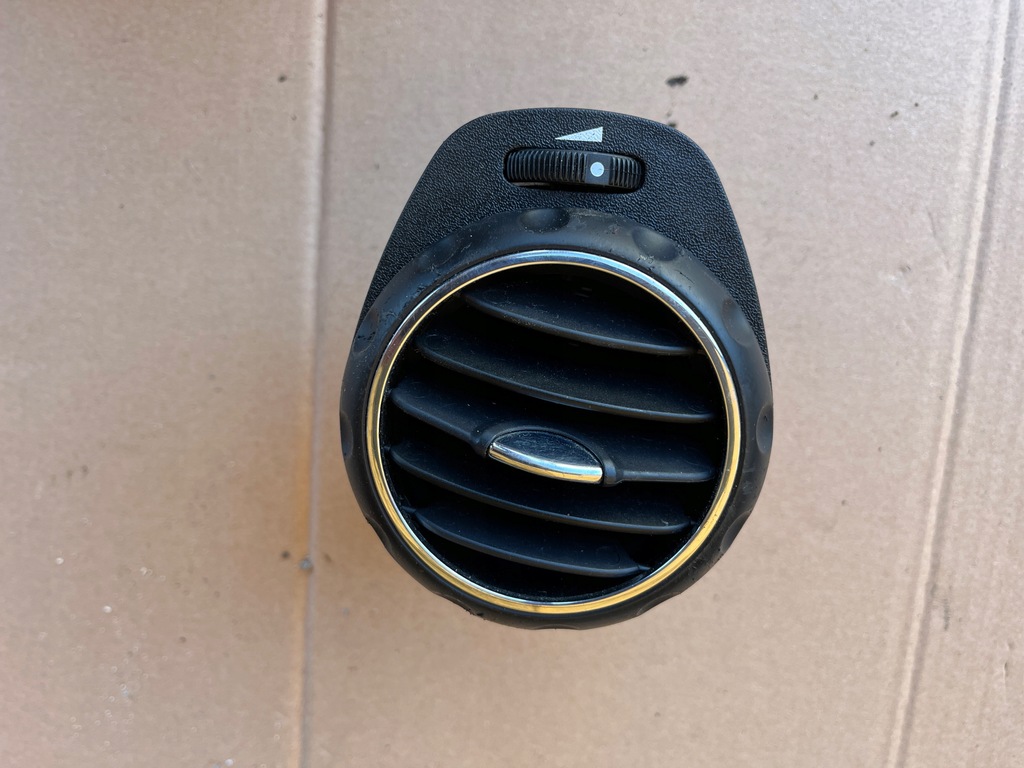 фото №1, Решётка обдув передняя alfa romeo 147 2000-2004