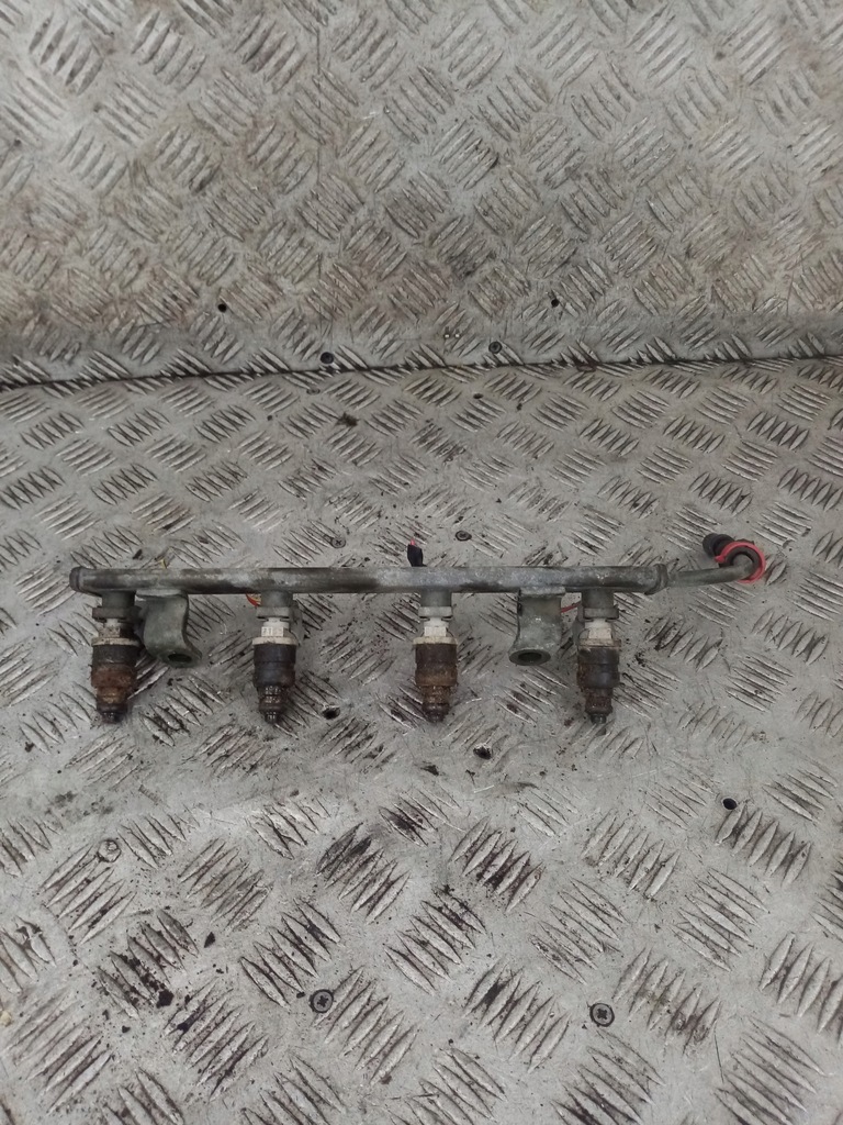 фото №1, Молдинг упорскування mitsubishi colt vi 1.3 mr988977