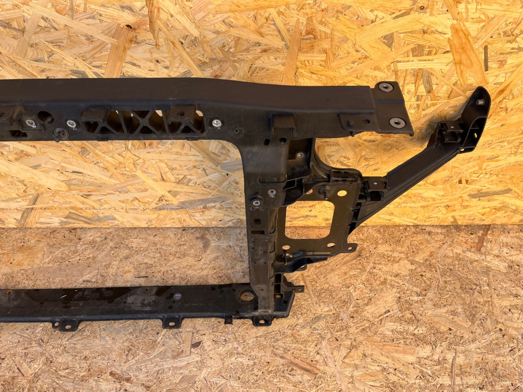 Hyundai i30 3 17- усилитель ремень передний перед с Разборки