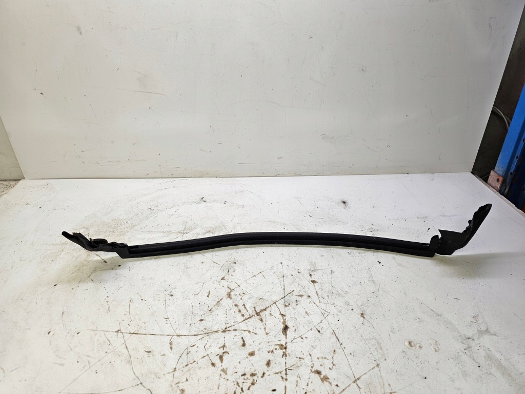 фото №1, Прокладка двері лівий задня audi a5 8t 8t8839479e