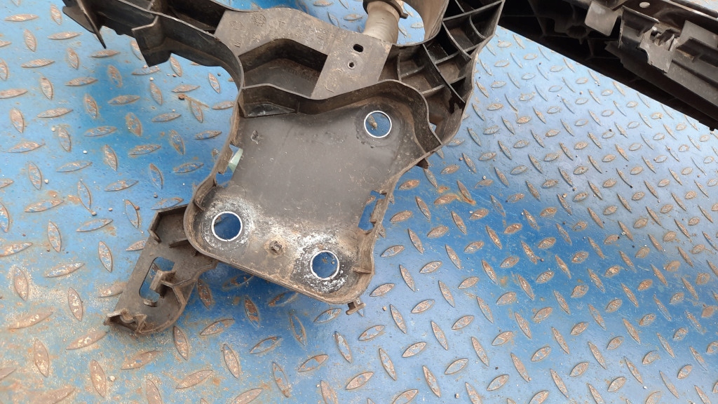 фото №8, Pas передній панель фари renault megane ii lift 06r 1.9 dci