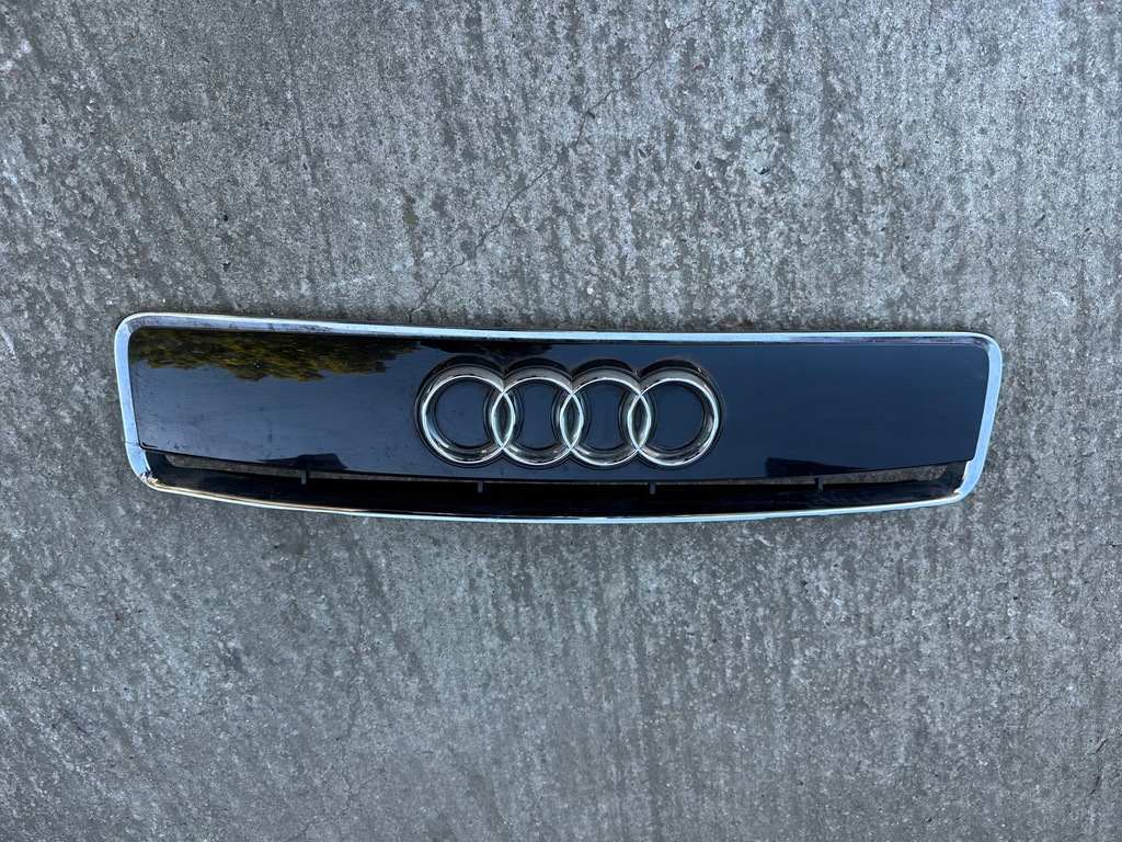 фото №1, Решітка радіатора решітка радіатора 8z0853321 audi a2