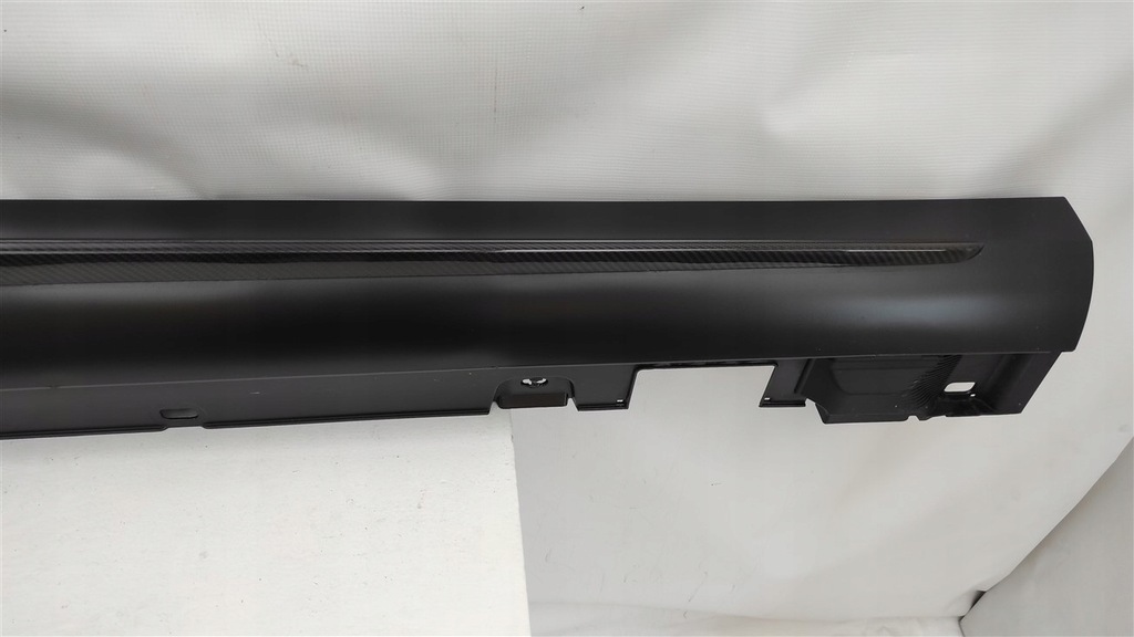 фото №6, Молдинг порог правая mercedes e 213 amg карбон