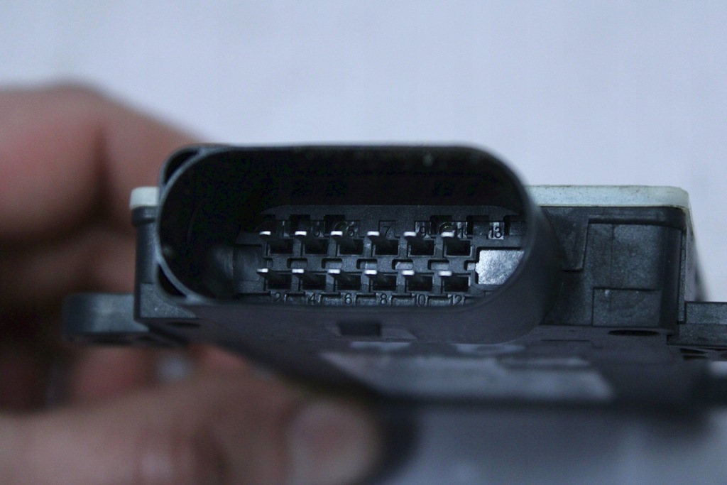 фото №3, Audi a7 4k радар асистент датчик перемикання поперечина руху 4n0907566am