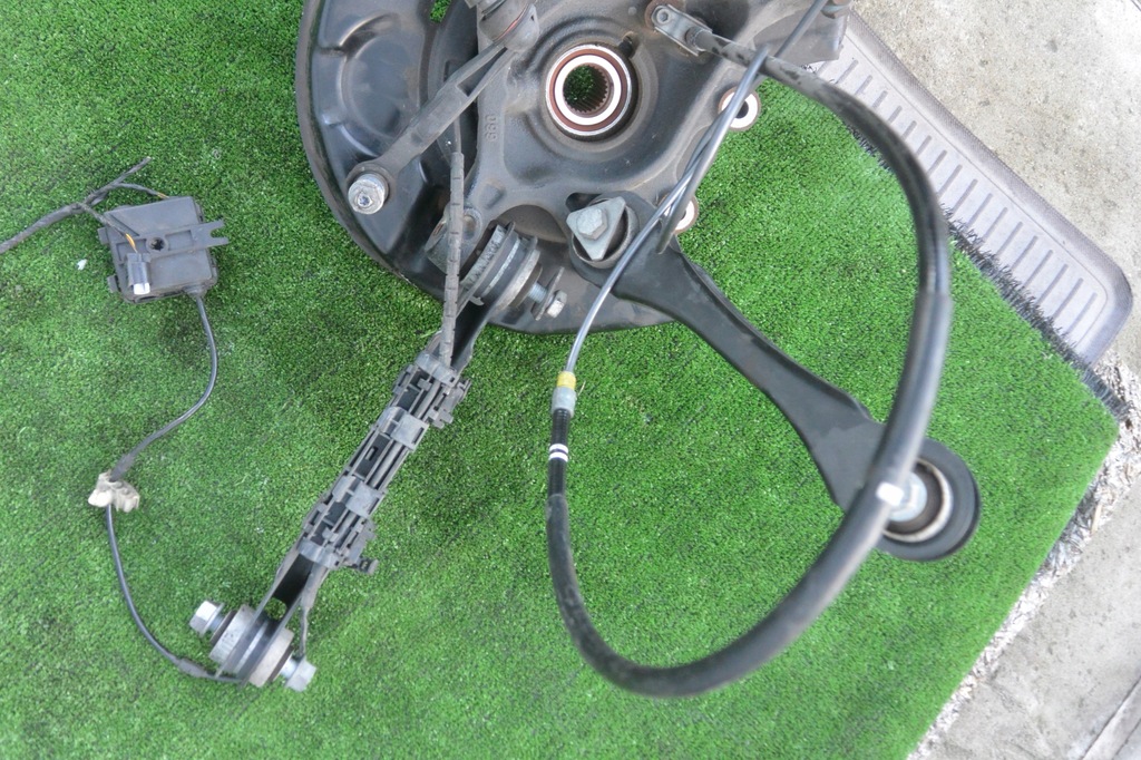 фото №8, Поворотный кулак рычаг правая задняя bmw 3-seria f30 f31