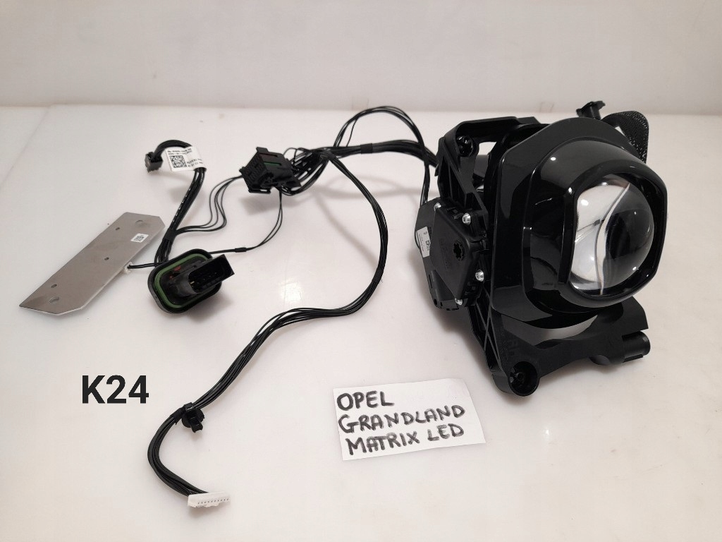 фото №1, Модуль jeż led правий opel grandland x yp00106380