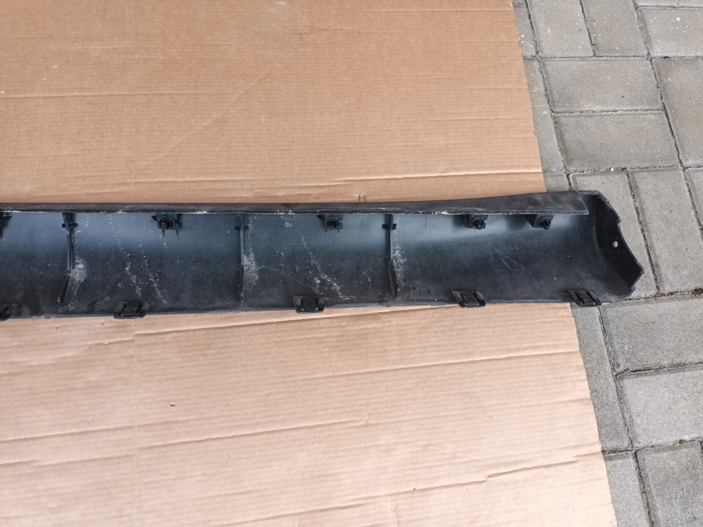 Молдинг порог левая tesla model y порог левое Киев