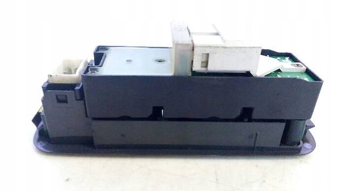 фото №7, Панель переключатель стекло левый перед suzuki liana 2003r