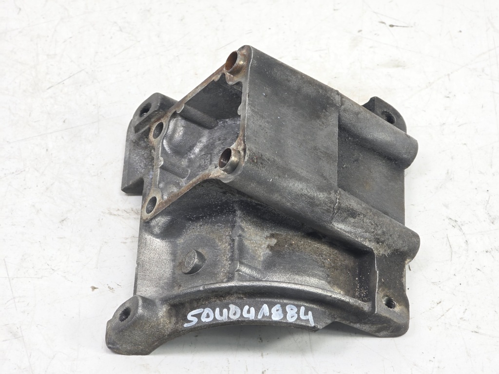 Iveco daily 06-14 3.0 кронштейн основание кронштейн компрессора кондиционера 3d Недорого