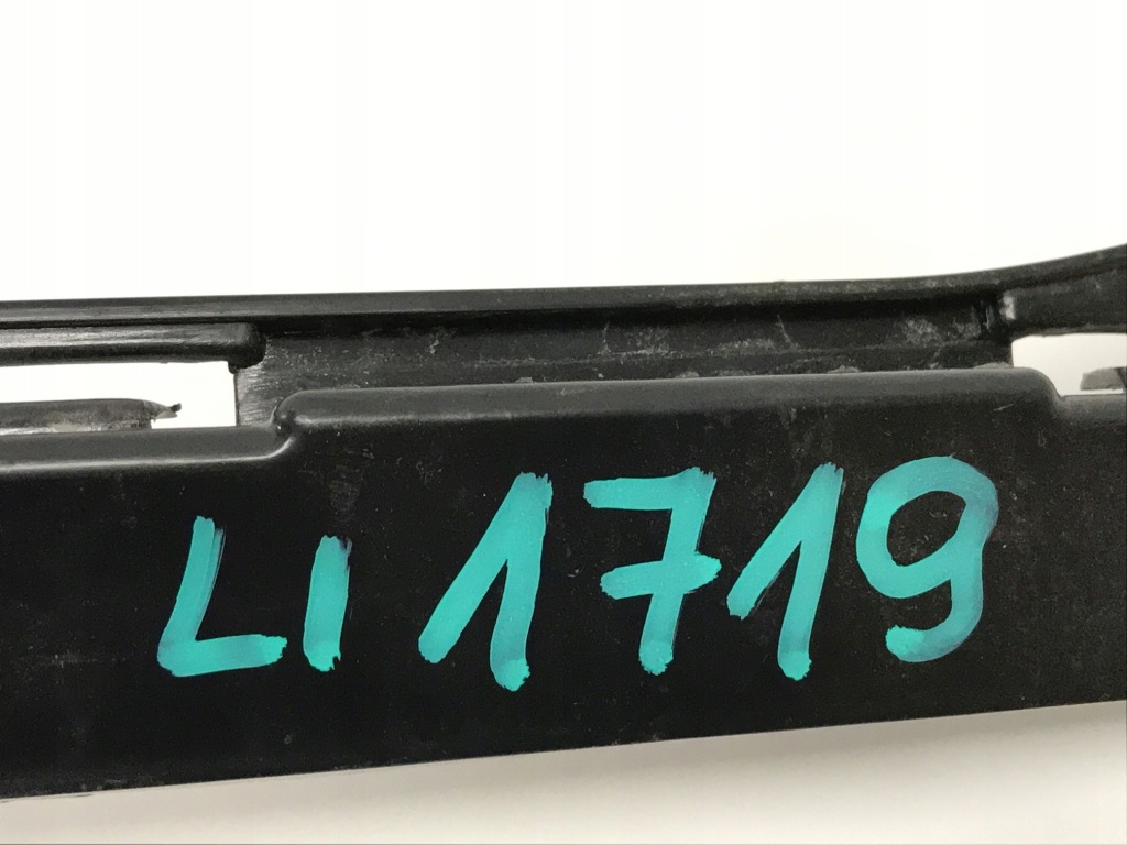 фото №10, Tesla s кронштейн напрямна бампера задня 6007724-00-e