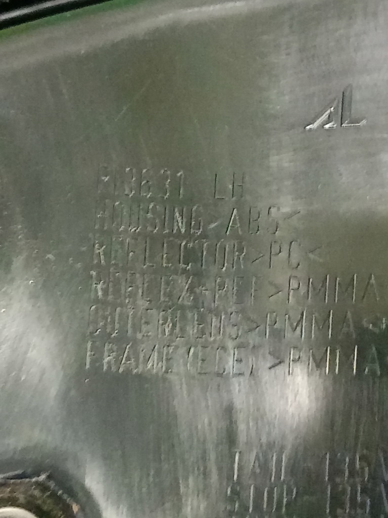 фото №9, Лампа задняя левая fiat 500 lift