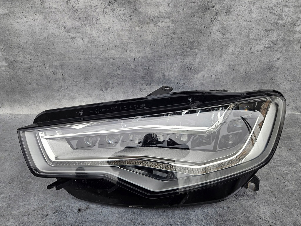 фото №1, Лампа перед левая audi a6c7 full led