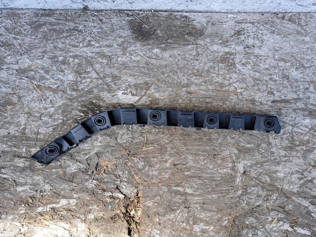 фото №12, Skoda superb 2 3t9863807 направляющие бампера задняя