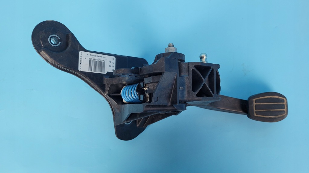 фото №7, Opel corsa f 1.2b 22r педаль сцепления 9824263080