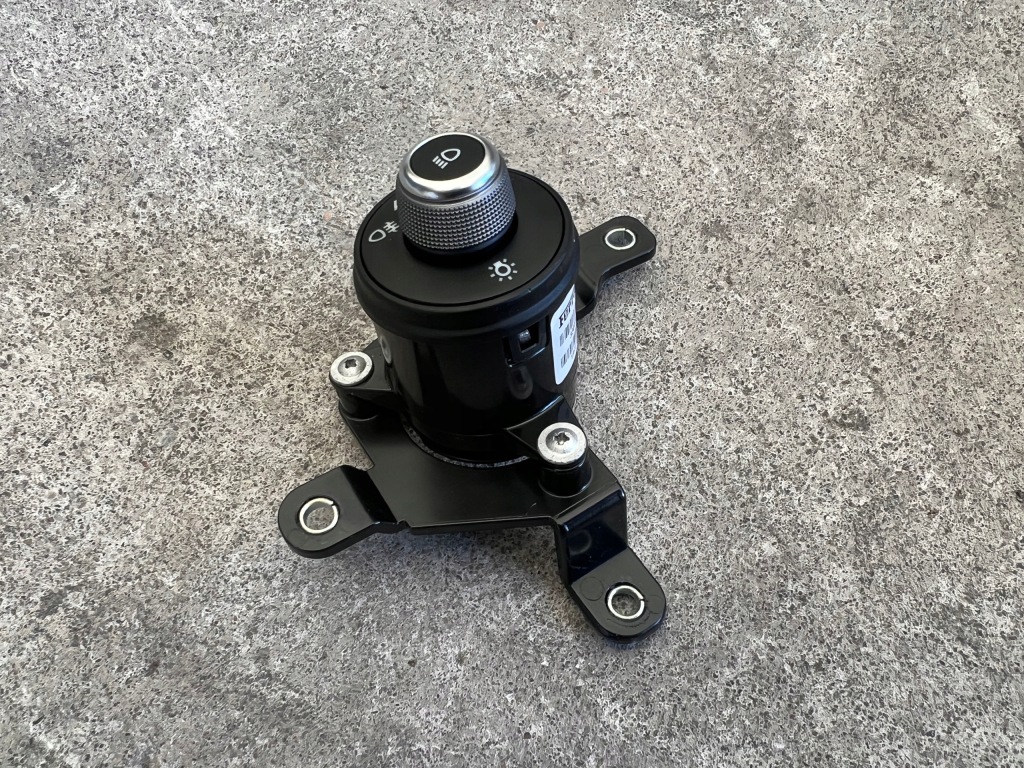 Купить Ferrari f8 tributo s переключатель света 330892