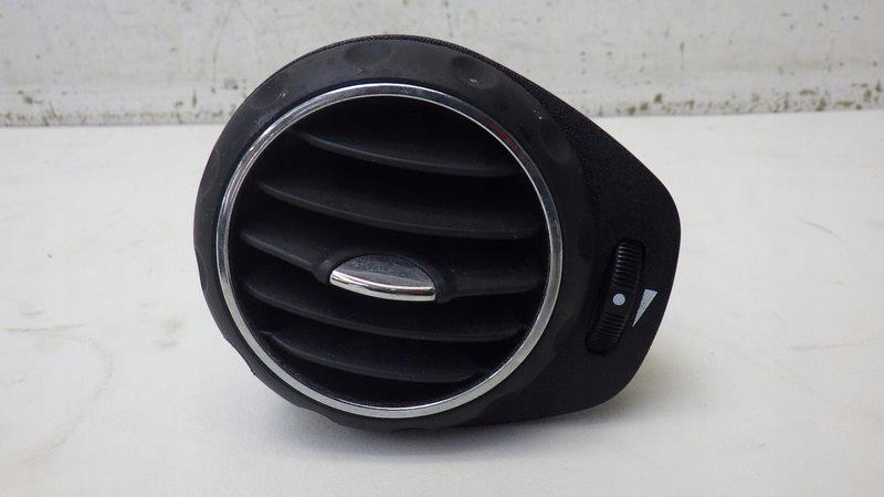 фото №1, Решётка обдув левая alfa romeo 147