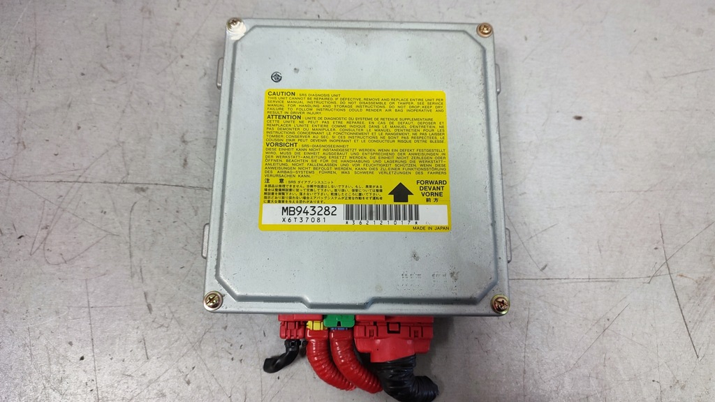 фото №1, Датчик подушок подушка безпеки mitsubishi sigma 91-96