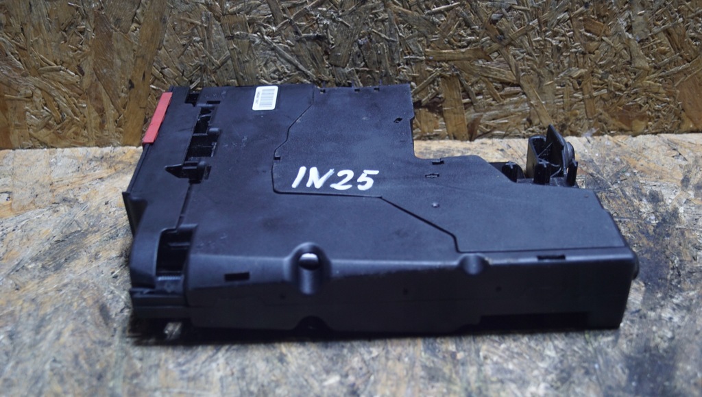 фото №4, Mercedes w212 клемма плюсовая пиротехническая