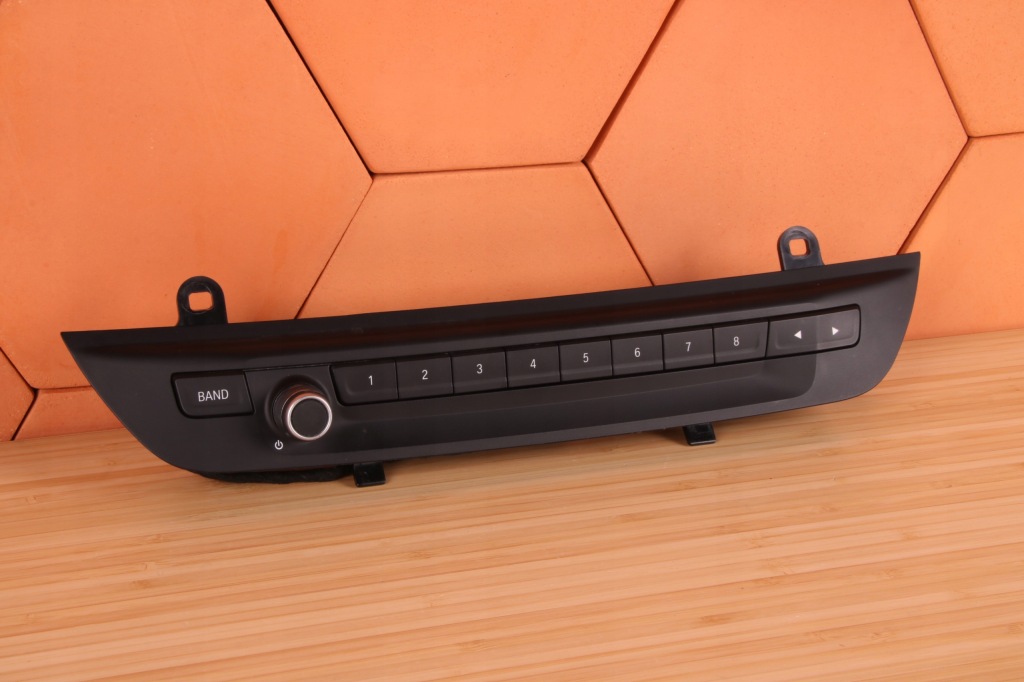 фото №1, Bmw i8 l12 панель перемикач експлуатації радіо аудіо 6813596