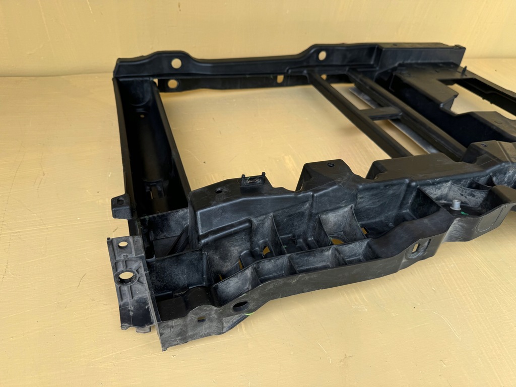 фото №9, Citroen c3 iii 3 peugeot 208 207 pas передний усилитель перед 9677952180