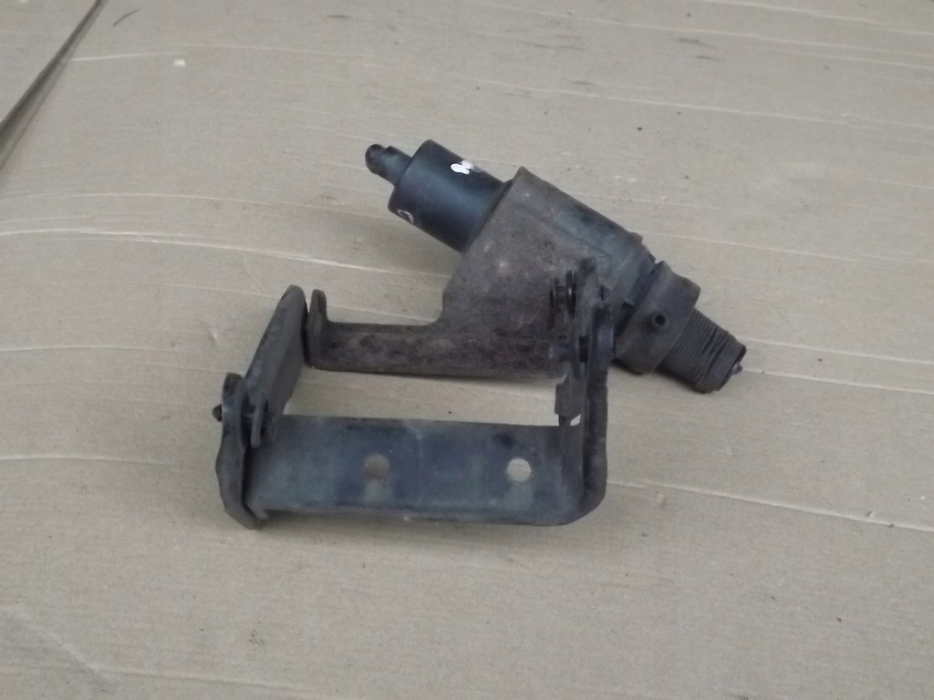 фото №8, Lexus is200 is 200 кронштейн кронштейн лівий насос розпилювача лампа