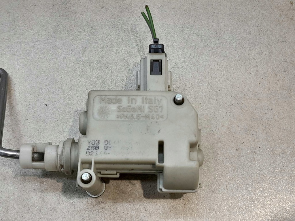 фото №4, Привод крышка топлива audi a4 b6