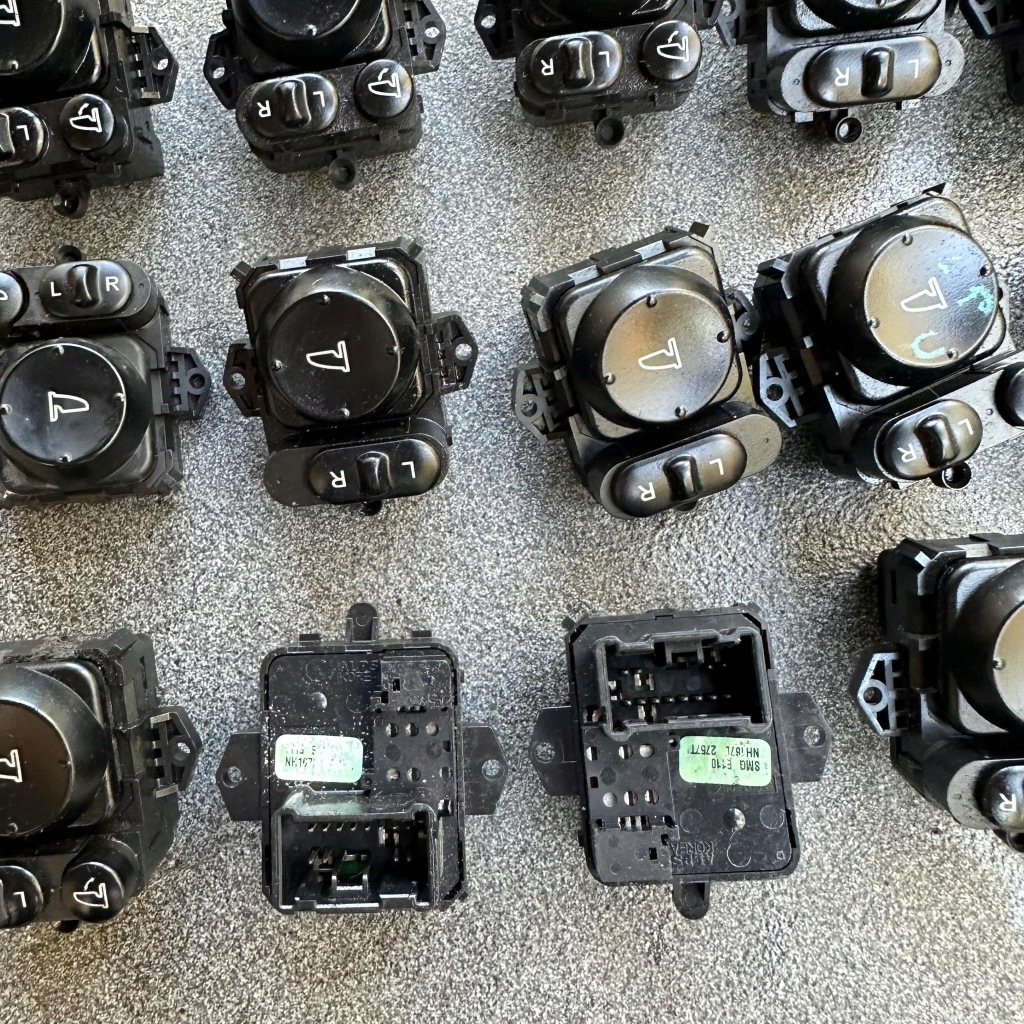 фото №6, Кнопка переключатель регулировки зеркал honda civic viii ufo 2006-2012