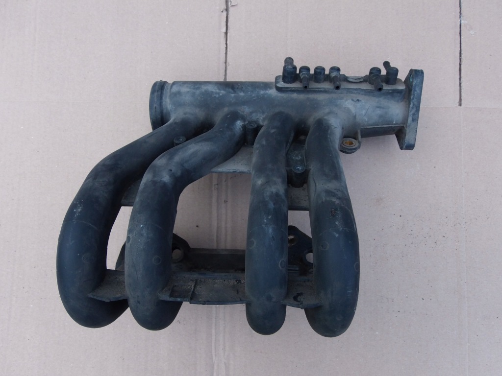 Купити Колектор впускний  впускний 7700871088 renault twingo i 1,2 8v benz