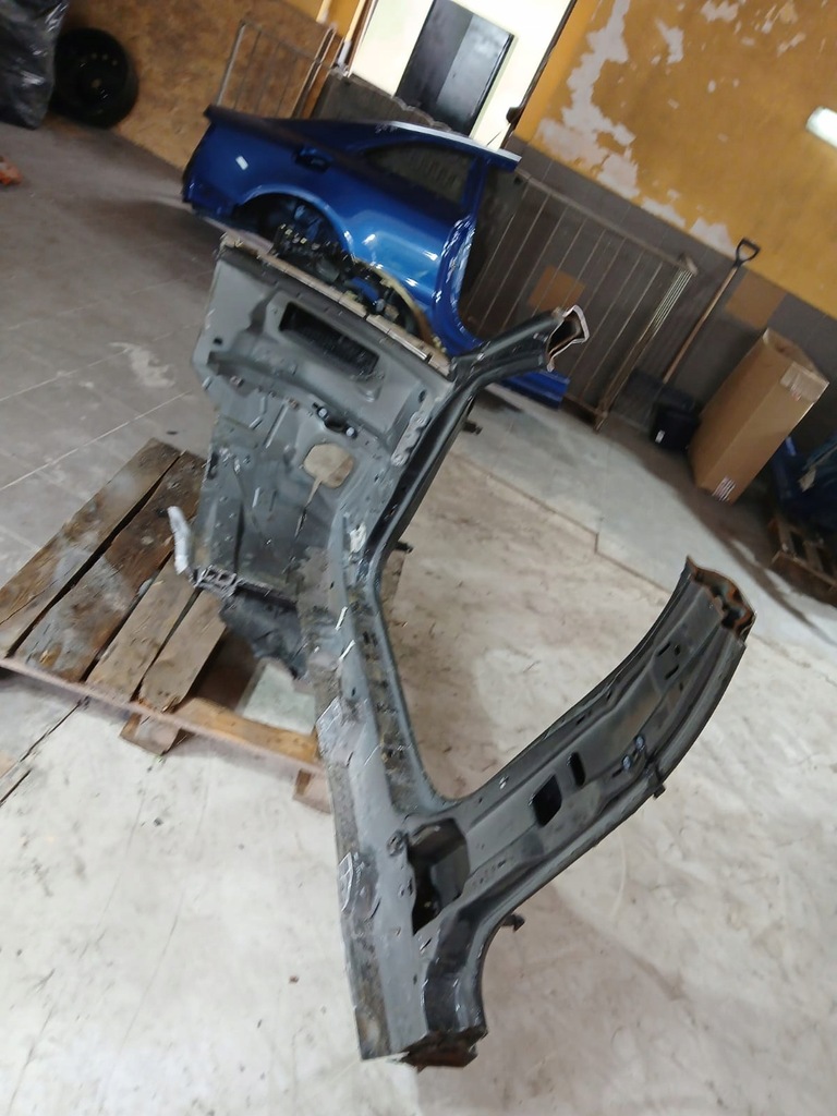 фото №7, Porsche panamera 971 lm7r правая четверть перед лонжерон подкрылок