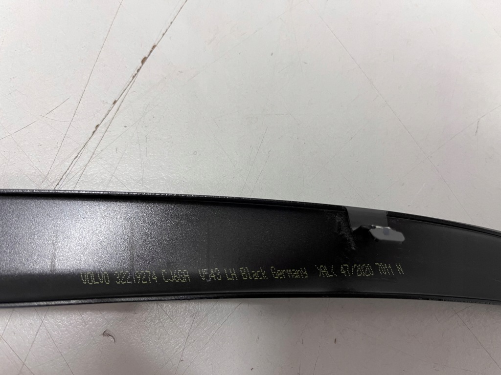 фото №3, Рамка стекло задний volvo v60 s60