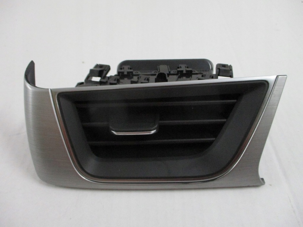 фото №1, Решётка воздуховод renault captur 687610280r