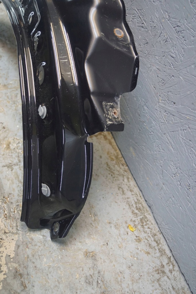 Mini cooper r56 крыло  правый  перед b2694 Доставка