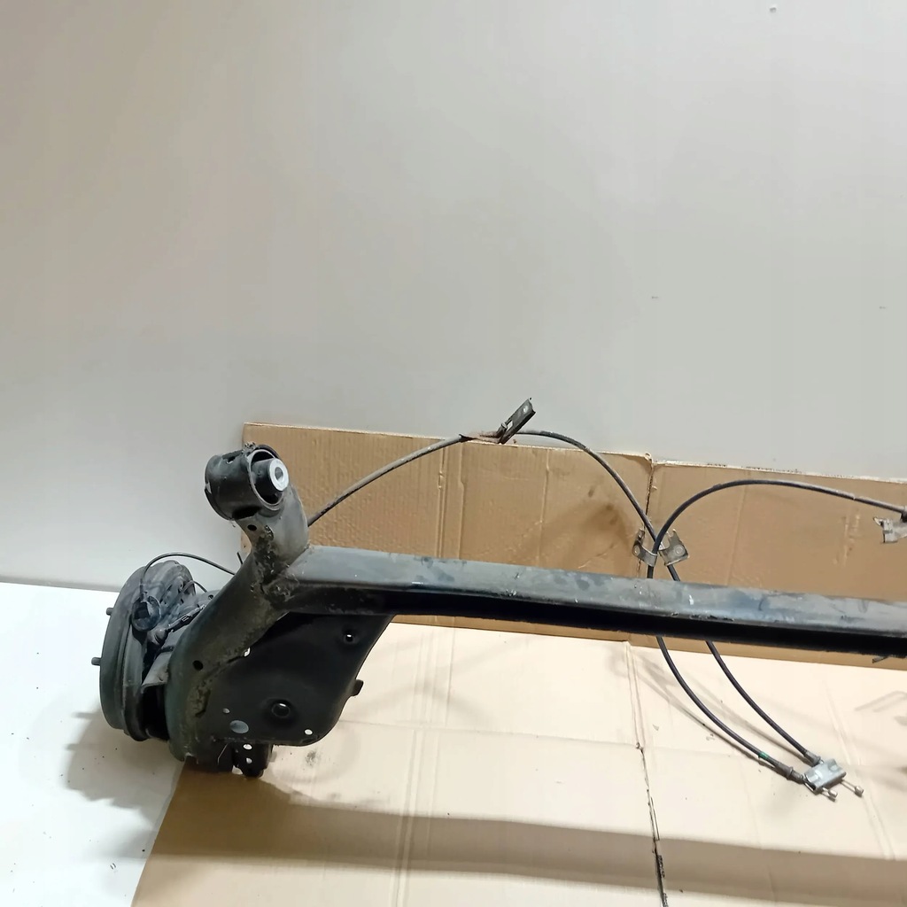 фото №10, Mazda 2 балка задня oś задня комплект