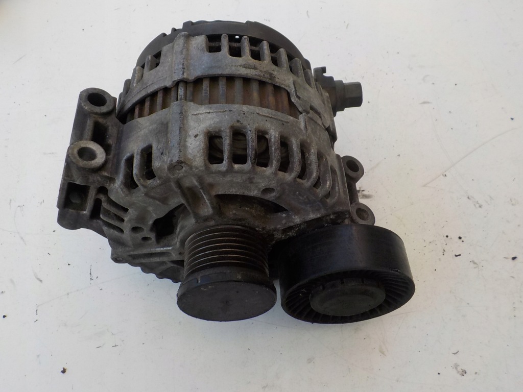 Bmw e90 e91 2.0 бензин 170km n43 генератор 7550469 Цена