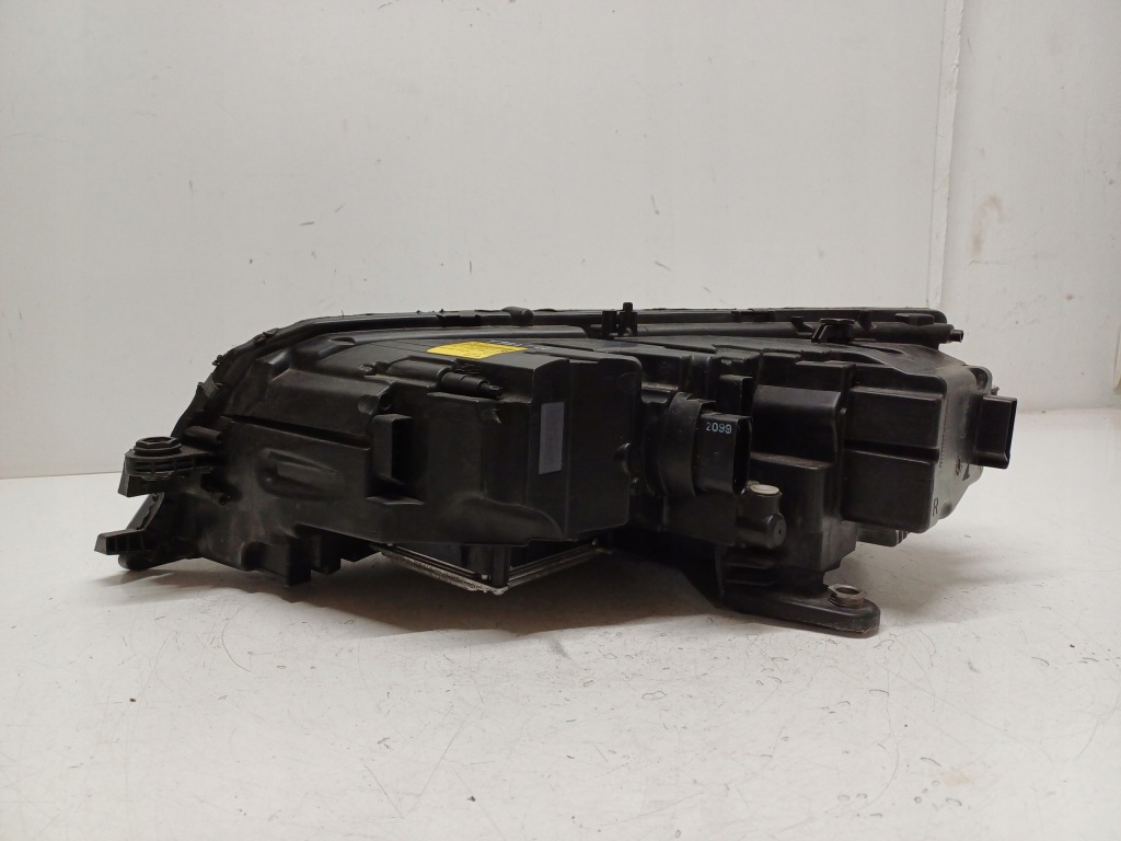 Skoda octavia 3 3 рестайлінг  16- фара права перед led 5e1941016f Київ