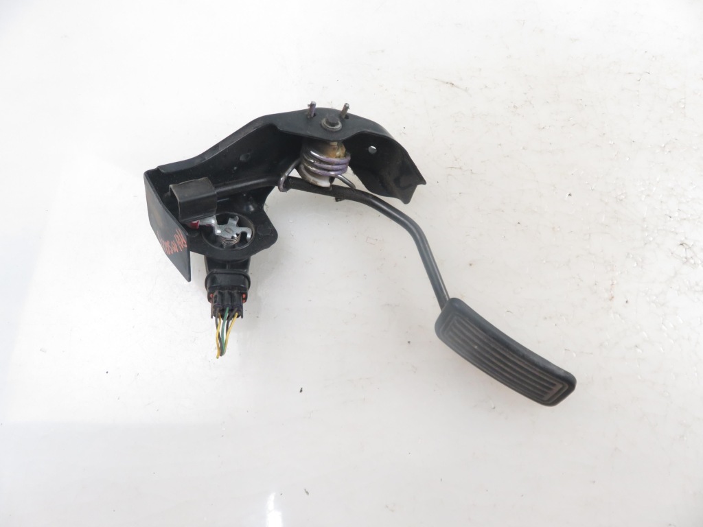 Потенциометр газа avensis t25 2.2 d 8928152021 Киев