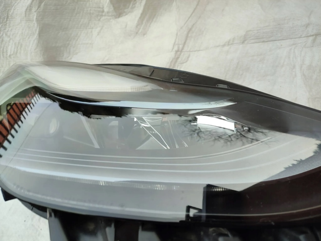 Фара фара правая  перед tesla model 3 y fl рестайлинг  2023 full led Оригинал