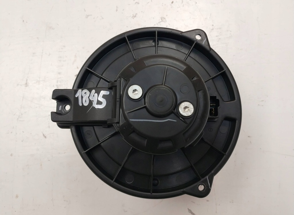 фото №1, Вентилятор обдув toyota avensis