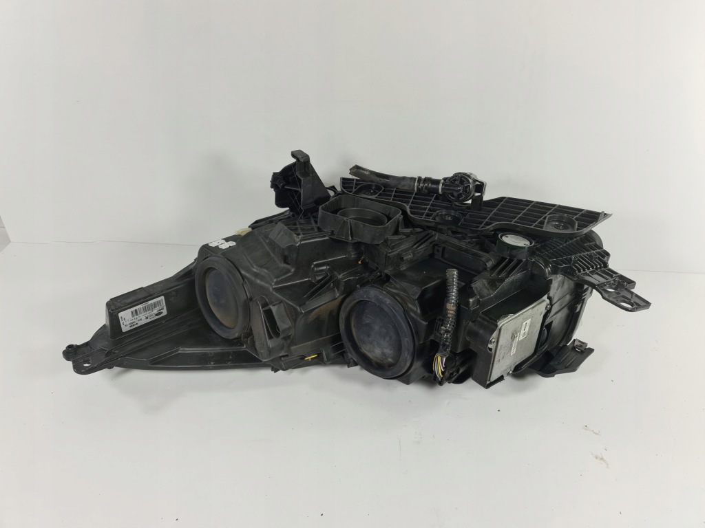 Купити Kuga mk2 рестайлінг  фара правий ліва лінза led комплект gv41-13w030-cg