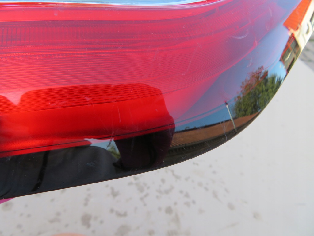 фото №10, Renault grand scenic лампа правый задняя 265556011r