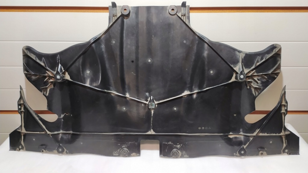 Накладка заднего подвеска tesla model 3 y с Разборки