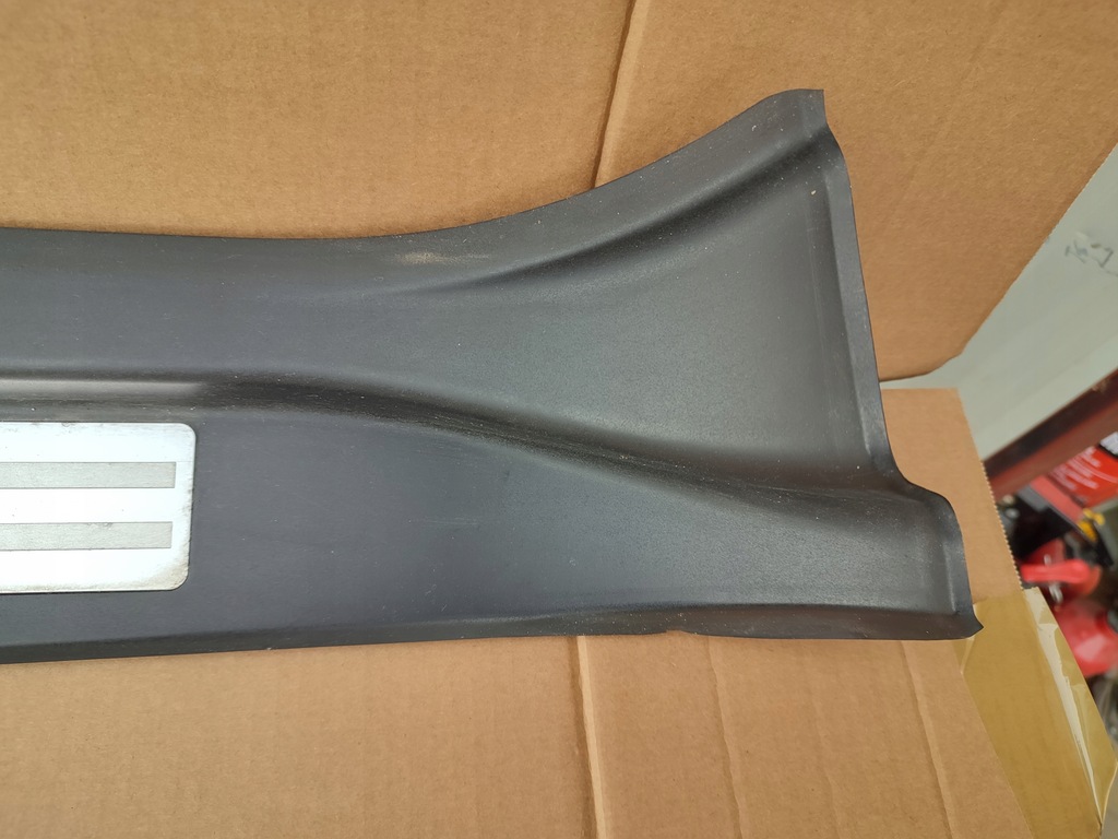 фото №6, Молдинг порог левая audi tt 8n cabrio оригинал