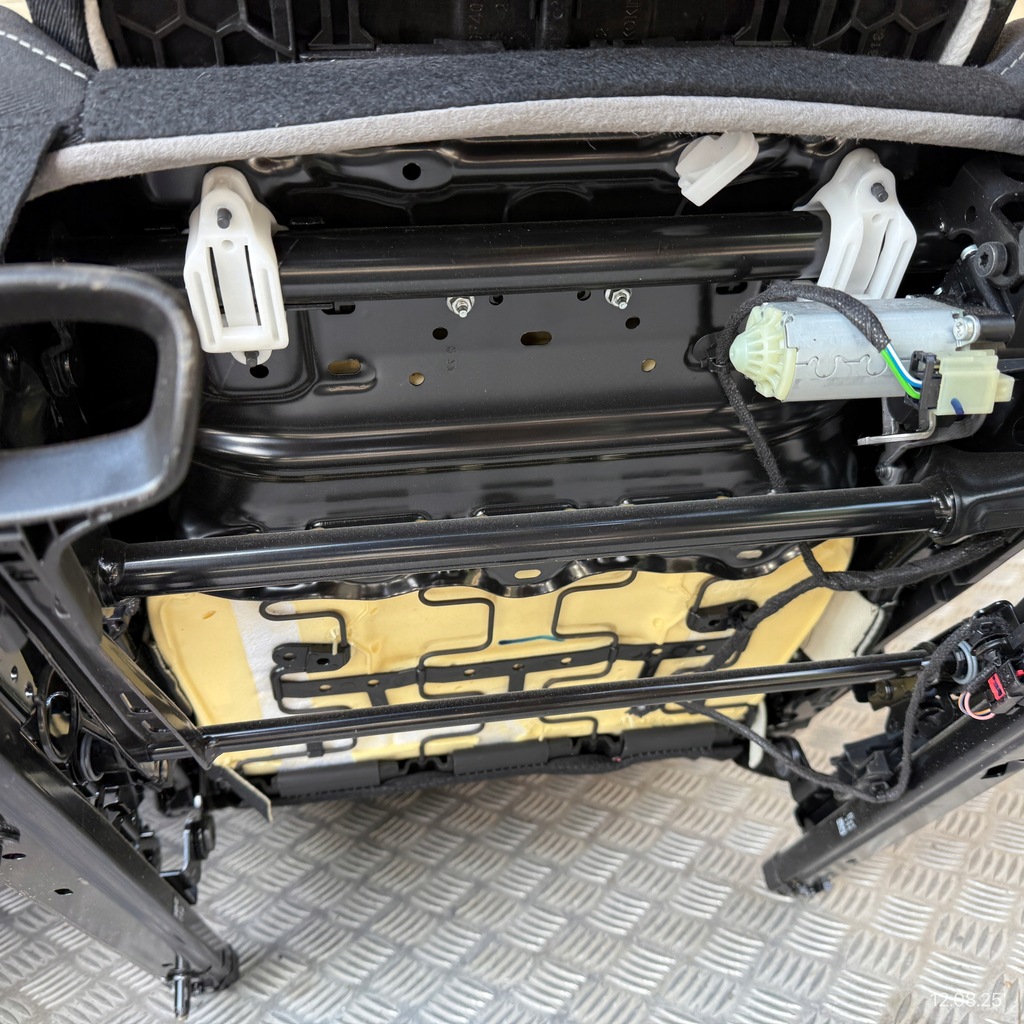 фото №6, Сидіння напівшкіра заднє сидіння комплект opel crossland x lift 2022 rok