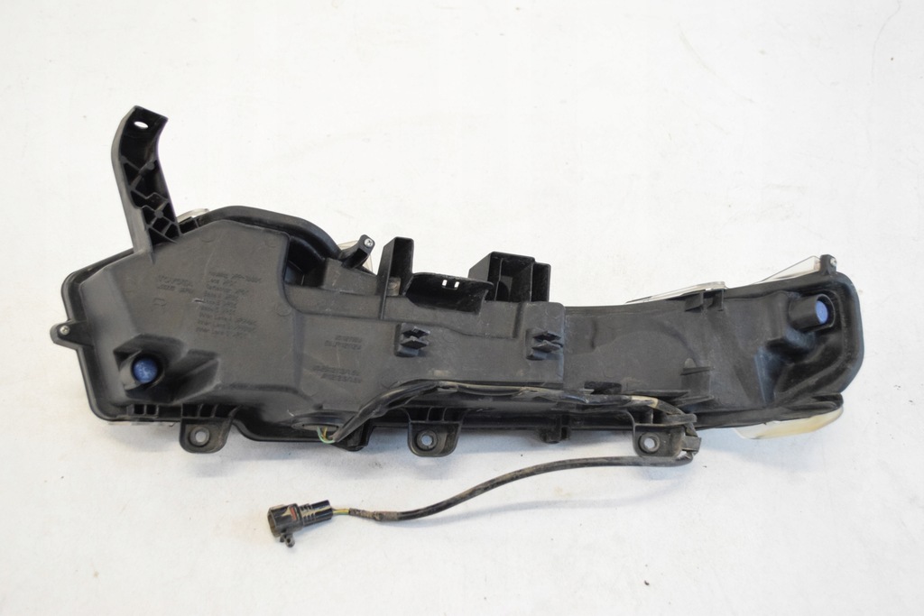 фото №2, Lexus nx лампа права led drl